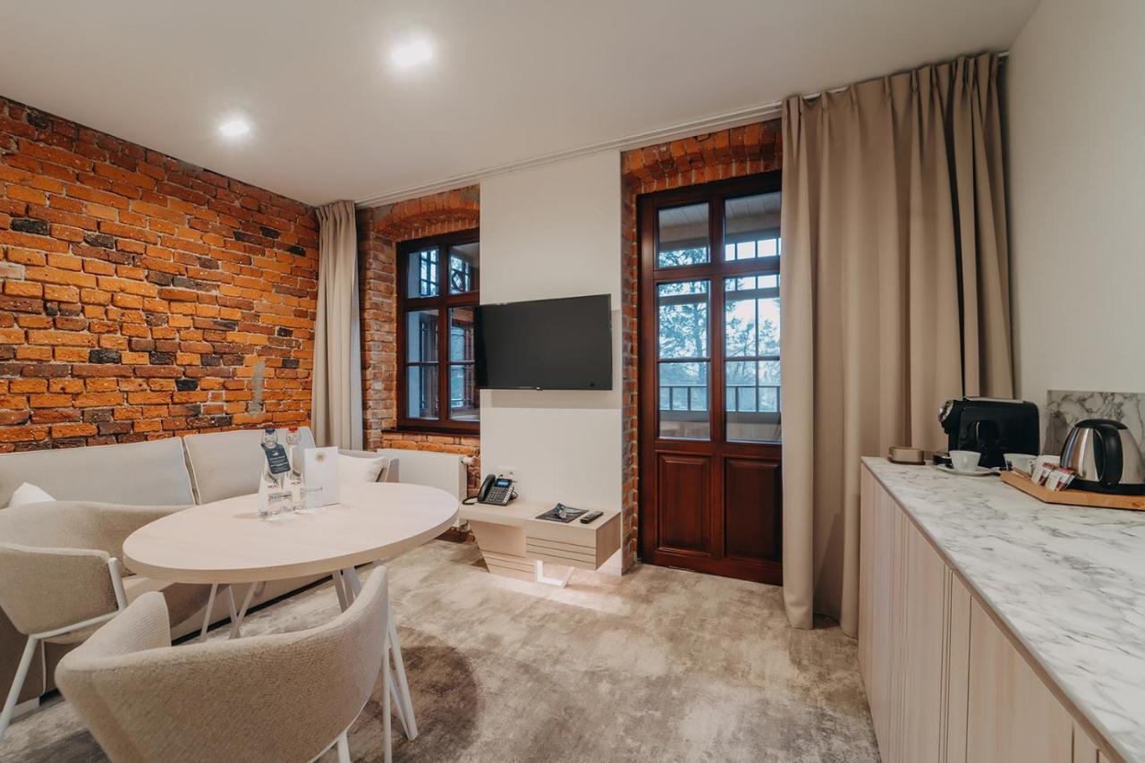Tremonti Hotel كارباش المظهر الخارجي الصورة