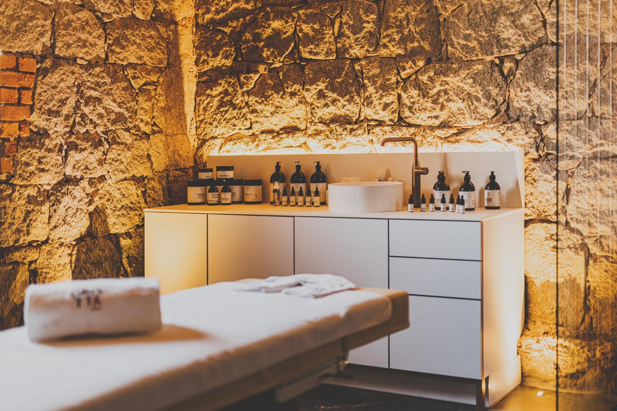 Tremonti Hotel كارباش المظهر الخارجي الصورة